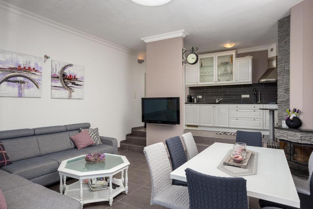 Villa Palavra Trogir Ngoại thất bức ảnh